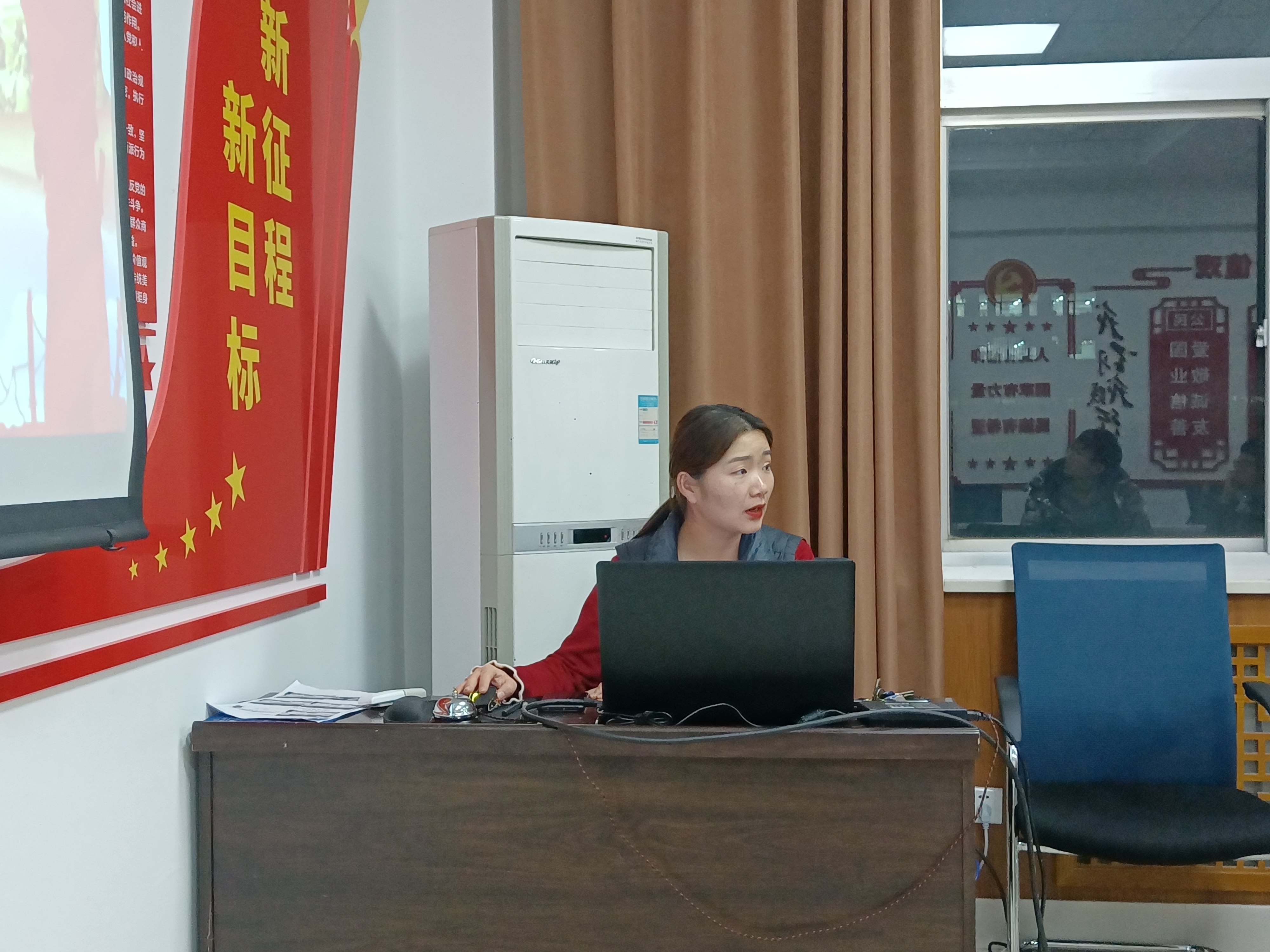 fa729194c7bf4ec8bdc6db25872a4c13.jpg