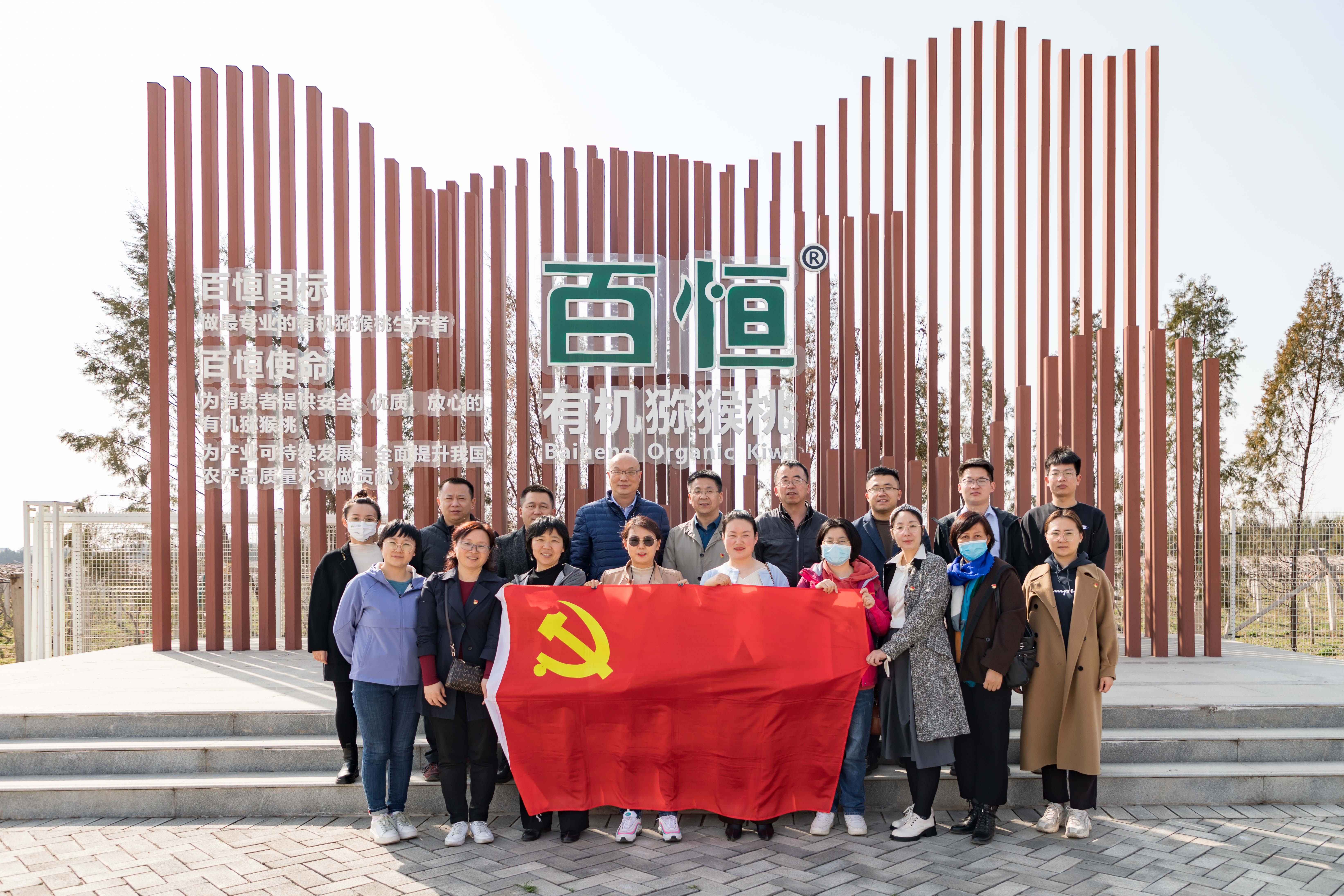 cbc33fdc829340f48c7c2b750539ba17.jpg